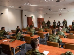 Straż Graniczna wzmacnia wschodnią granicę. Pierwsi kontraktowi zakończyli szkolenia
