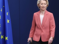 Handlowy poker. Europa wybiera między Trumpem a Ameryką Południową