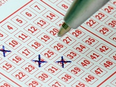 Przez 30 lat obstawiała te same liczby w Lotto. W końcu trafiła 