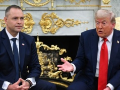 Donald Trump obsypał Karola Nawrockiego komplementami. 