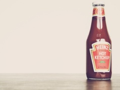 Słynny producent ketchupu dzieli się na dwie firmy. Warren Buffett rozczarowany