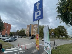 Parking jest płatny. Decyzję wymusiło miasto