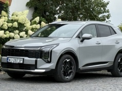 Ulubiony SUV Polaków na etacie dostał maseczkę na twarz. Kia Sportage i kolejka dziennikarzy