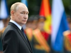 Szef brytyjskiego MON: Putin jest słabszy, niż kiedykolwiek