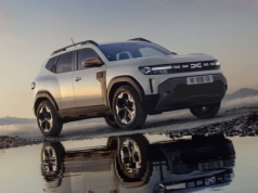 Dacia pokazuje hybrydę ostateczną. Prąd, benzyna, LPG, automat i napęd na 4 koła
