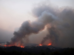 Skala pożarów w Europie przeciąża możliwości straży pożarnej. A warunki sprzyjają płomieniom