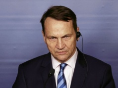 Sikorski zabrał głos po zatrzymaniu Polaka na Białorusi. Okazuje się, że to zakonnik