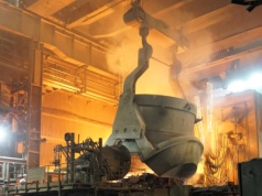 Hutniczy gigant znów wyłącza piec. Spółka straciła zamówienia, wysokie ceny energii zostały
