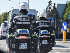 Kierowca luksusowego McLarena złapany dwukrotnie, ignorując zakaz jazdy i brak tablic rejestracyjnych