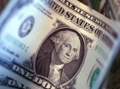 Dolar słabnie po rozczarowujących danych z rynku pracy w USA