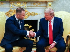 Niemieckie media: Prezydent Nawrocki zbliża się do Trumpa i zaostrza ton wobec Berlina. Trump rozłożył przed nim „przysłowiowy czerwony dywan”