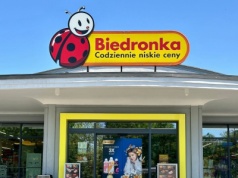 W Biedronce zacznie się już po weekendzie. Klienci popędzą do sklepów, hity za grosze
