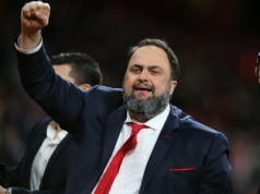Marinakis: Niech Rosja zachowa część terytorium Ukrainy, byleby dzieci nie umierały