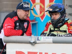 Żużel. Skład Stali owiany tajemnicą. Junior podpytywał o kolegów, mówi o jeździe z kontuzją (WYWIAD)