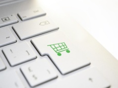 Rewolucja AI w handlu: zakupy sterowane przez sztuczną inteligencję