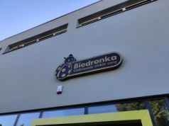 Biedronka w tarapatach. Kara za „codziennie niskie ceny” może być ogromna