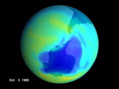Odbudowa warstwy ozonu powoduje ocieplenie klimatu? Eksperci uspokajają