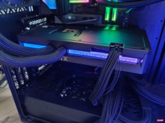 Test Asus GeForce RTX 5090 ROG Astral LC OC