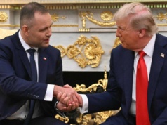 Karol Nawrocki już po rozmowie z Trumpem ws. rosyjskich dronów nad Polską. Prezydent zabrał głos
