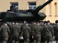 Jak politycy założyli im smycz i kaganiec. 