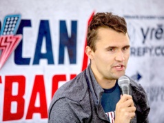 Charlie Kirk, gwiazda prawicy w USA, został zastrzelony. Trump już zbija na tym kapitał
