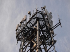 Jak działa 5G SA i czym różni się od 5G NSA?