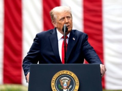 Trump twierdzi, że Rosja z dronami mogła się „pomylić”. Jak powinny zareagować polskie władze?