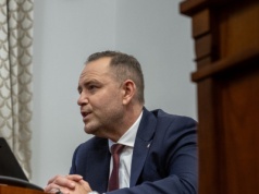 Nawrocki spotkał się z szefem chińskiej dyplomacji. Rozmawiali o rosyjskich dronach