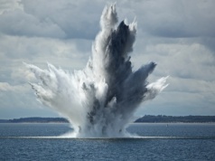 ​To się Rosjanom nie spodoba. Amerykanie testują pod ich nosem "tanią bombę"