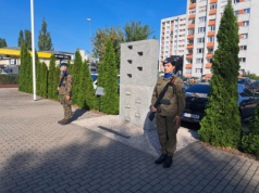 Kwiaty, modlitwa i jedzenie inspirowane kuchnią wojenną. Obchody 86. rocznicy agresji ZSRR na Polskę