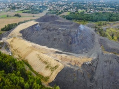Ujarzmią i zrekultywują płonącą hałdę pogórniczą. "Obszar zostanie przywrócony gospodarce"