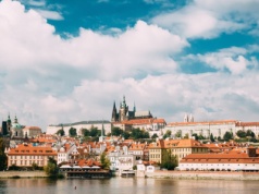 Amerykanie wycofali się z umowy z Czechami. Podpisali ją m.in. z Polską