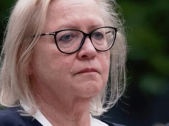 Manowska z glejtem na bezkarność. Związani z PiS sędziowie Trybunału umorzyli wniosek o jej ściganie