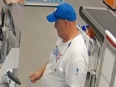 Na koszulce 