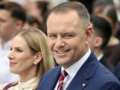 Nawrocki wypisał syna z edukacji zdrowotnej. 