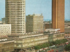 PRL w kolejce po dobrobyt