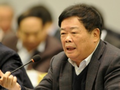 Miliarder od szkła otwiera uniwersytet: Jak Cao Dewang chce zreformować chińską edukację