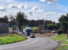 Przejazd jest często zamknięty, kierowcy czekają kilkadziesiąt minut. Apel do ministerstwa