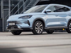 Porównanie: Skoda Kodiaq PHEV vs BYD Seal U DM-i. Starcie liderów