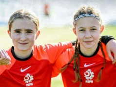 Sądeckie piłkarki w reprezentacji Polski U-15! Powołania dla zawodniczek Starówki Nowy Sącz