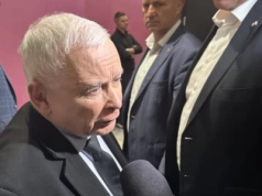 Wyrzuceni przez Jarosława Kaczyńskiego radni PiS liczą, że prezes zmieni zdanie