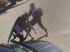 Ukraińcy zaatakowali i pobili taksówkarza, dusili go. Ma złamany nos  