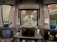 Metro w Krakowie bez maszynistów. Co dalej z motorniczymi i kierowcami?
