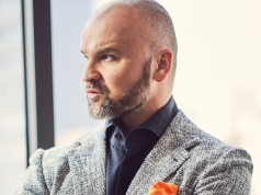 Kierowniku, może piątaka dla kuriera? InPost i napiwki jako narzędzie wyzysku