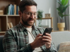 700 zł premii i 6% na powitalnej lokacie. Santander kusi w miesiącu oszczędzania