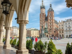 Gigantyczne zwolnienia w Krakowie. Tysiące osób mogą stracić pracę