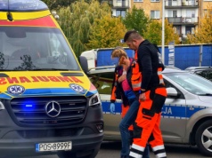 Zderzenie na Rondzie Sybiraków. Peugeot i BMW (ZDJĘCIA)
