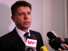 Roch Zygmunt: Ryszard Petru nie zbawi Polski 2050. To partia bez tożsamości