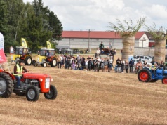 Ursus C-330, Władymirec T-25 czy MF35? Wyścig starych traktorów