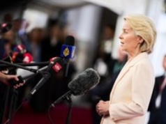 4 miliardy euro dla Ukrainy, połowa na drony. 